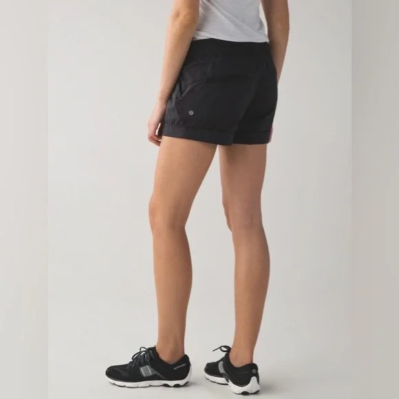 Lululemon Spring Break Away Short
Black (First Release) - Picture 6 of 6